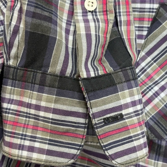 Volcom Men's Classic Fit Weirdoh Plaid II Long Sleeve Button Up Shirt | Size M - Picture 11 of 12